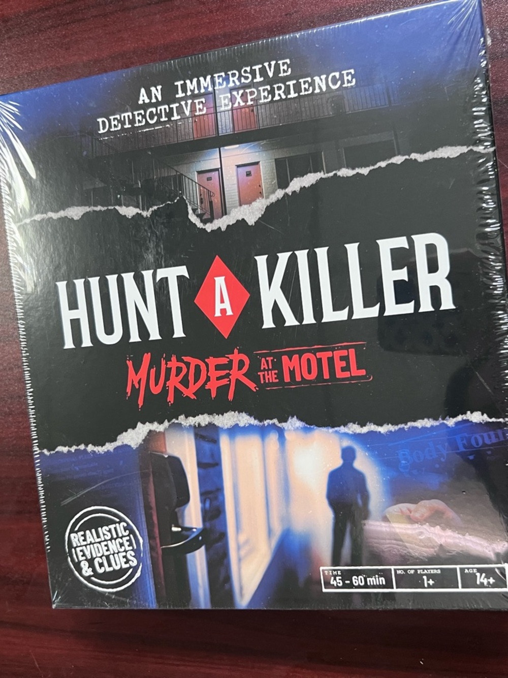 Hunt a Killer - Murder at the Motel Board Game